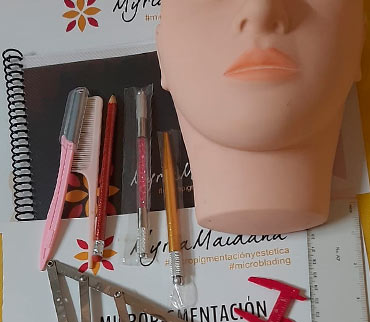 Material del curso de microblading